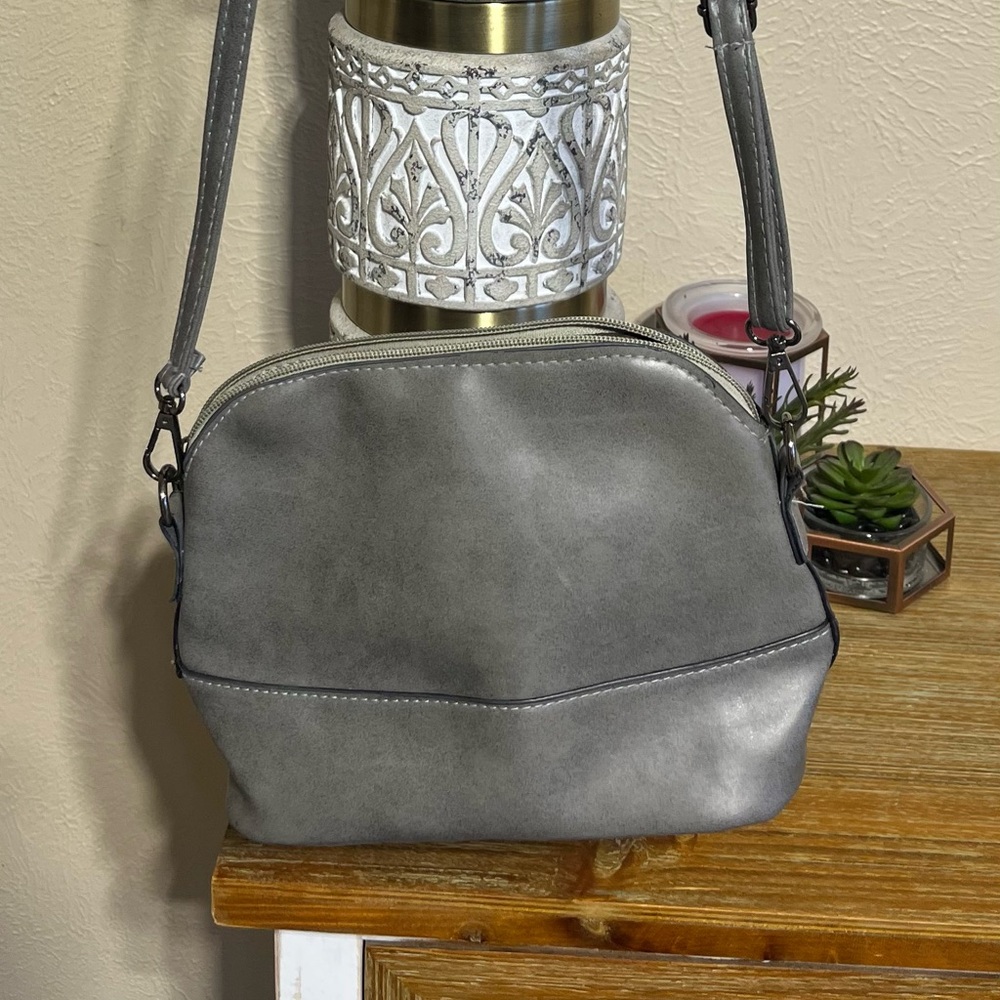 Gray Crossbody Bag with Elegant Design